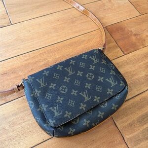 LV PRINT Brown & Tan Monogram Crossbody Bag